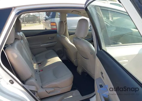 2013 Toyota Prius V Three z USA, uszkodzony, nr VIN JTDZN3EU0D3258075